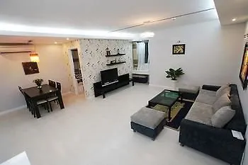 Alex House Saigon - Serviced Apartment Хошимин